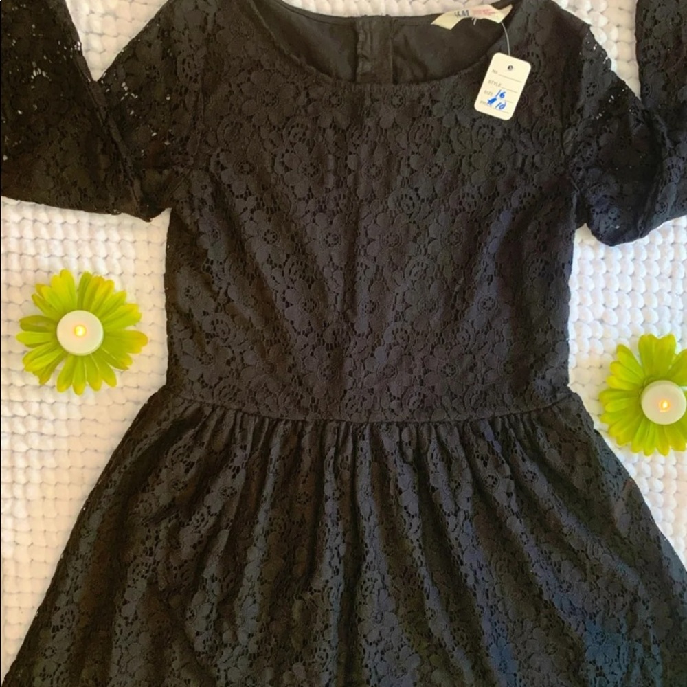Black H&M lace dress size (14yrs)